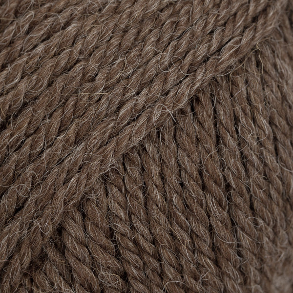 DROPS Nepal, färg 0612 medium brown · mix