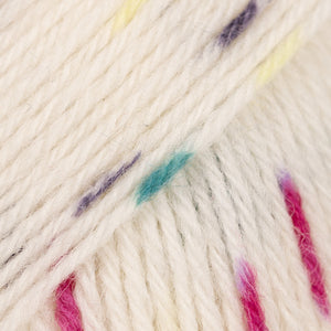 DROPS Fabel 925 berries & cream · print